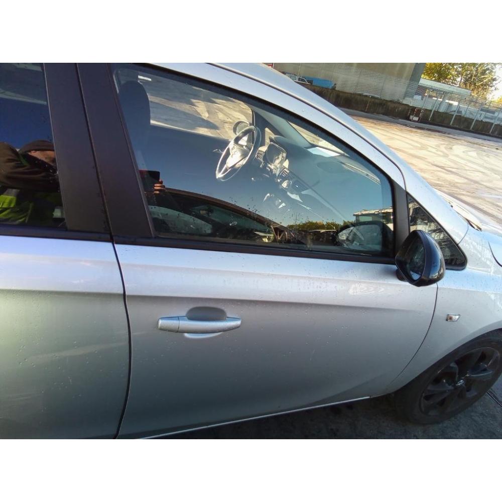 Porta Anteriore Destro