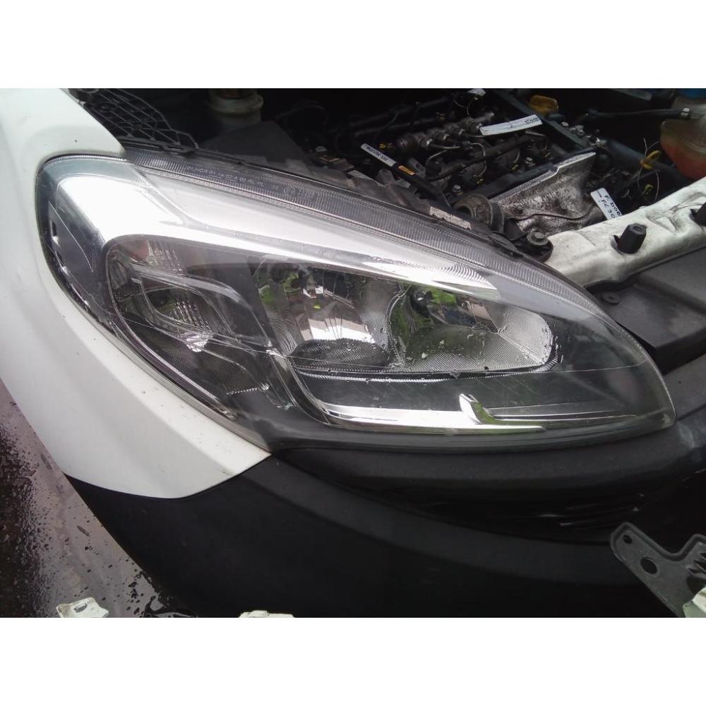 Proiettore Anteriore Destro