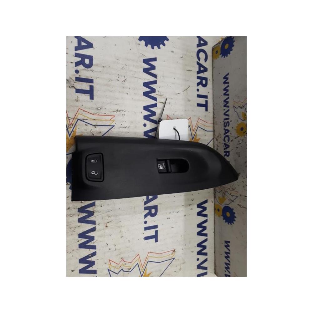 Interruttore Alzacristalli Anteriore Destro