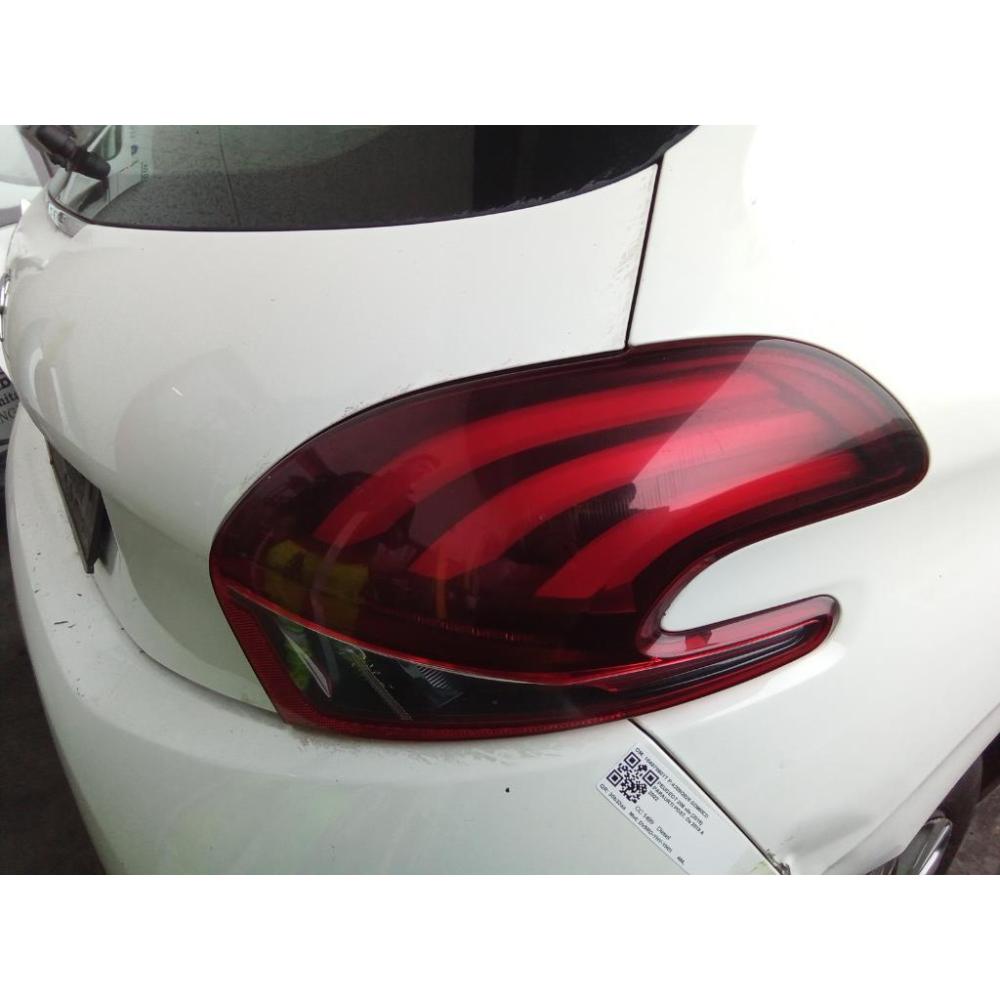 Fanale Posteriore Destro