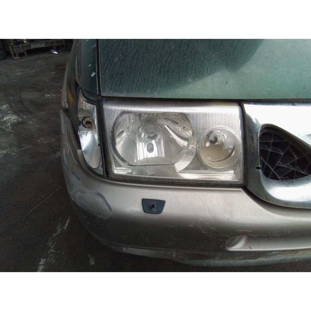 Proiettore Anteriore Destro