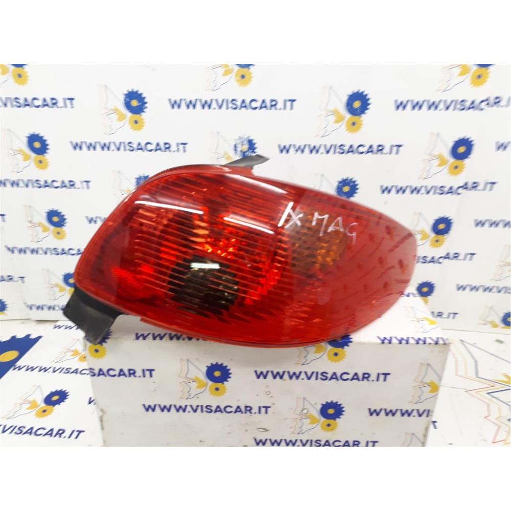 Fanale Posteriore Sinistro Usato Dal 1998 Al 2009 Peugeot 206 (1999)