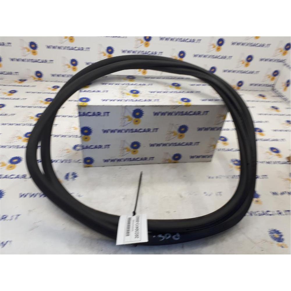 Guarnizione Porte Di Carico Posteriore Usato Dal 2016 Al 2021 Peugeot 3008 «Ii» (2016)