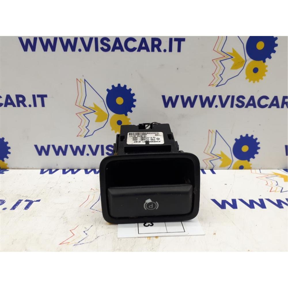 Interruttore Freno A Mano Usato Dal 2015 Mercedes Classe Cla «C117» Shooting Brake (2016)