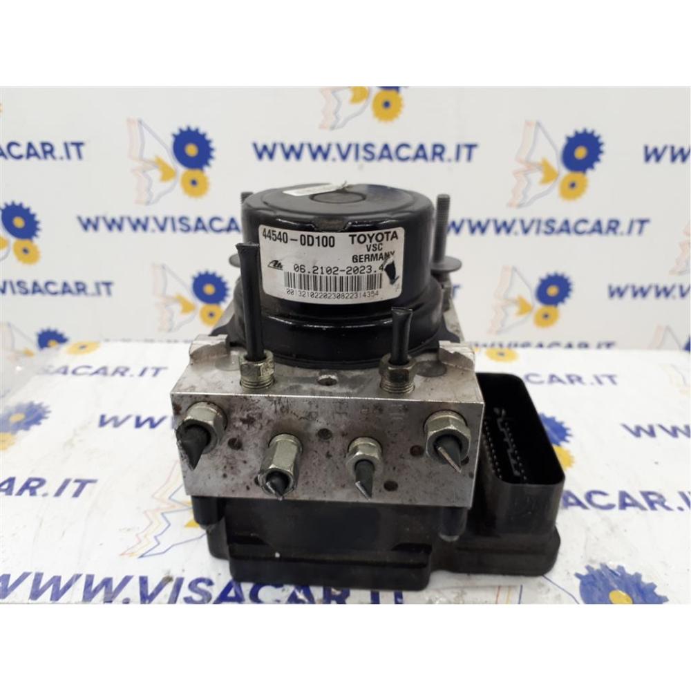 Pompa Abs Anteriore Usato Dal 2011 Toyota Yaris «Iv» (2012)