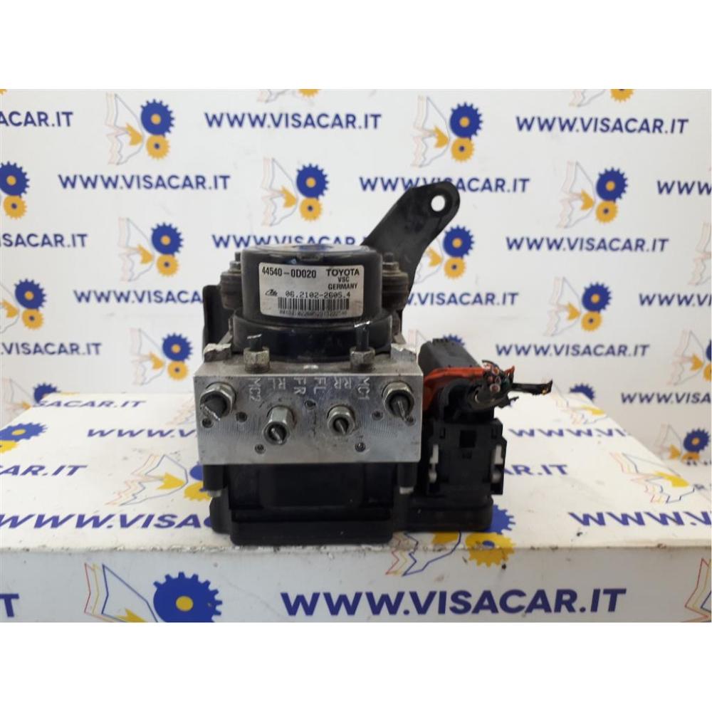 Pompa Abs Anteriore Usato Dal 2011 Al 2015 Toyota Yaris «Iv» (2012)