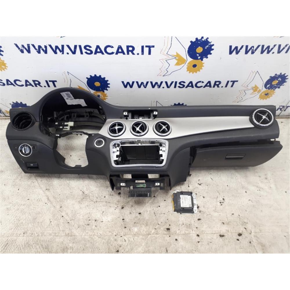 Cruscotto Usato Dal 2014 Mercedes Classe Gla «X156» (2014)