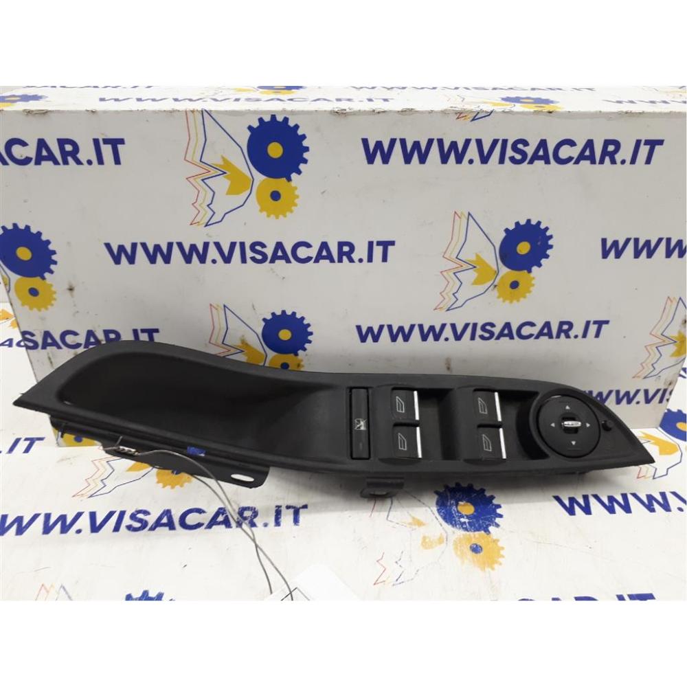 Pulsantiera Multifunzione Lato Guida Sinistro Usato Dal 2011 Ford Focus «Iv»  (2011)