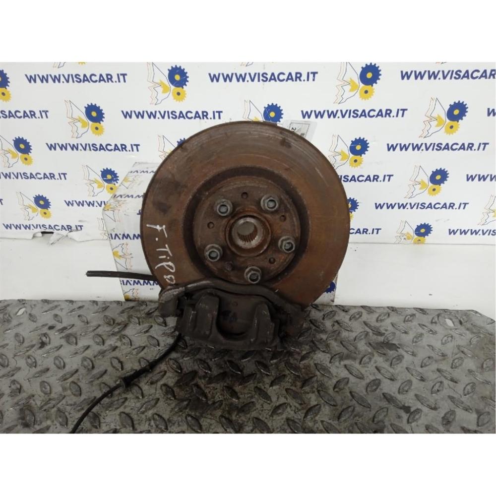 Mozzo Ruota Anteriore Sinistro Usato Dal 2015 Fiat Tipo «Ii» (2016)