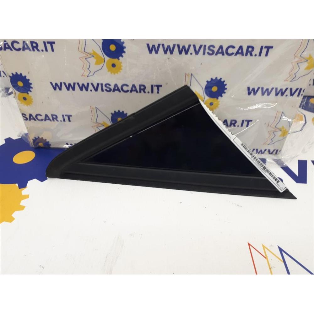 Rivestimento Interno Passaruota Posteriore Destro Usato Dal 2017 Citroen C3 Aircross (2017)