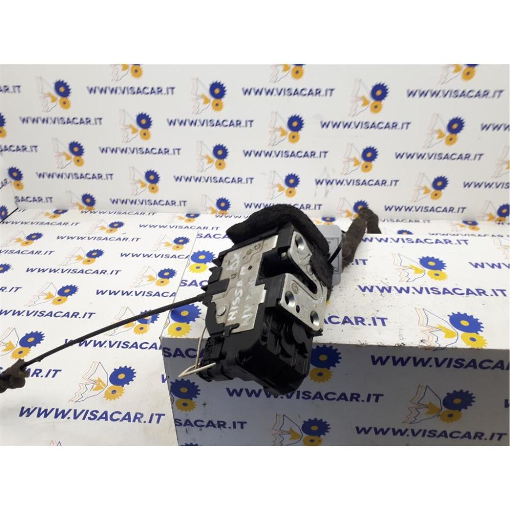 Serratura Porta Anteriore Destro Usato Dal 2009 Nissan Nv200 (2009)