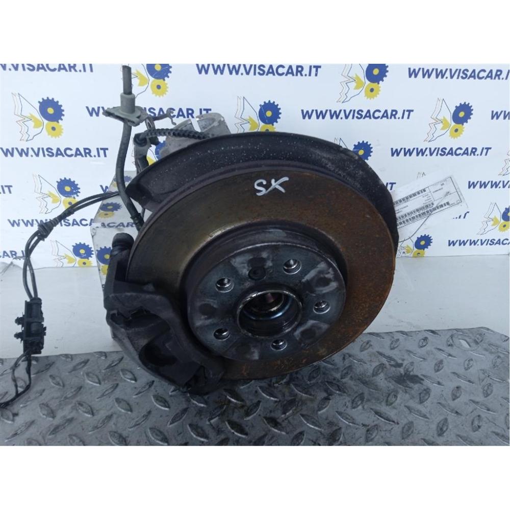 Mozzo Ruota Anteriore Sinistro Usato Bmw Serie 2 «F45» Active Tourer (2014)