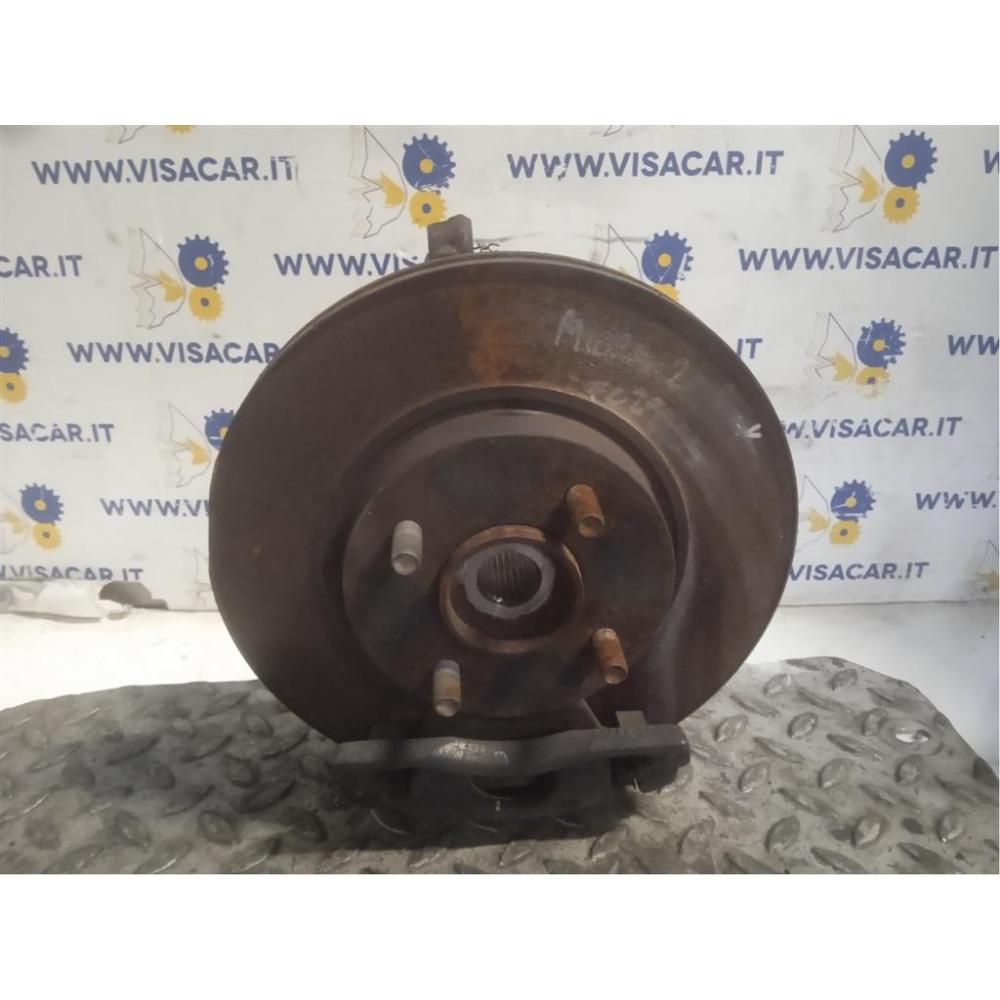 Mozzo Ruota Anteriore Sinistro Usato Dal 2010 Nissan Micra «Iv» (2011)