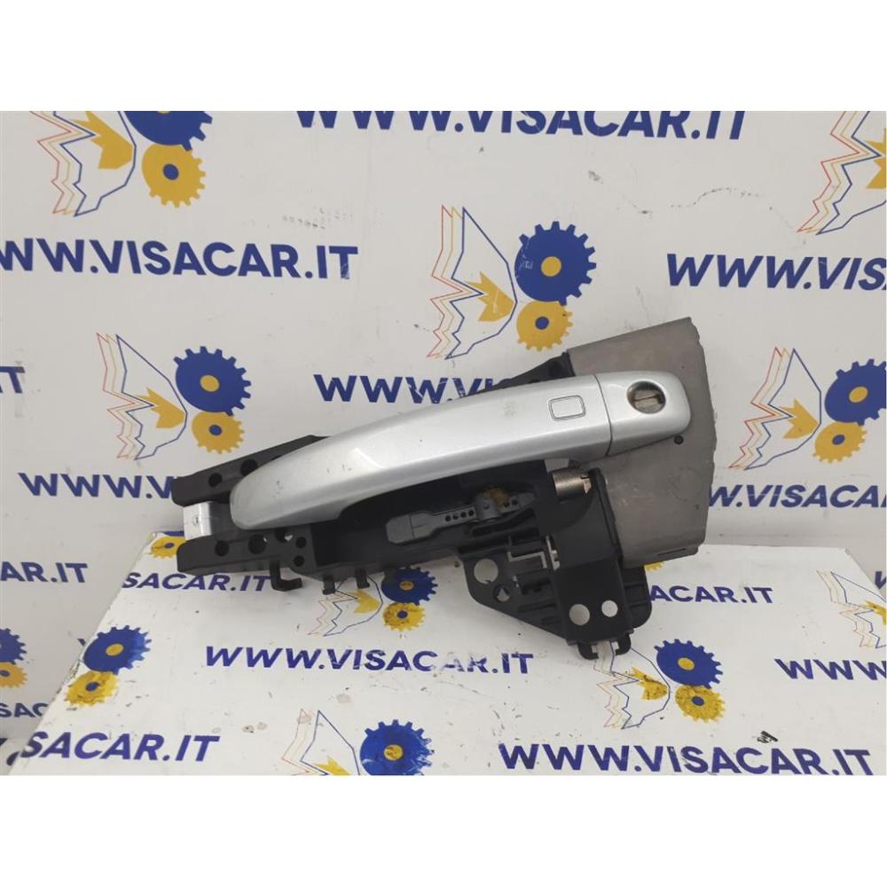 Supporto Maniglia Esterna Anteriore Sinistro Usato Dal 2007 Al 2013 Audi A4 «8K5» Avant (2008)