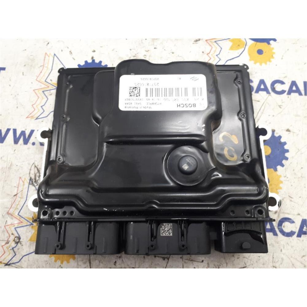 Centralina Iniezione Usato Dal 2016 Renault Scénic «Iv» (2016)