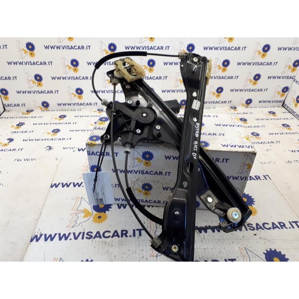 Alzacristallo Porta Anteriore Destro Usato Dal 2015 Opel Astra «K» Sw (2016)