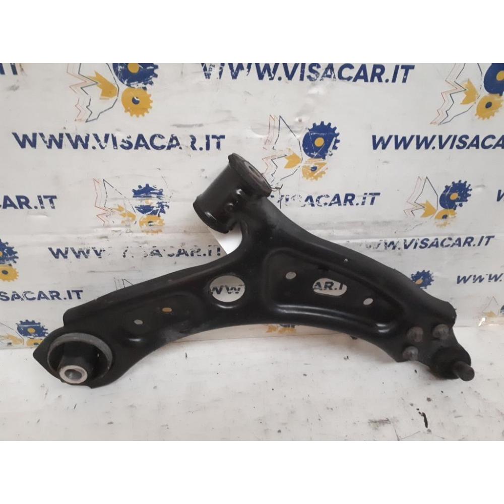 Braccio Oscillante Anteriore Destro Usato Dal 2015 Al 2018 Fiat 500X (2015)