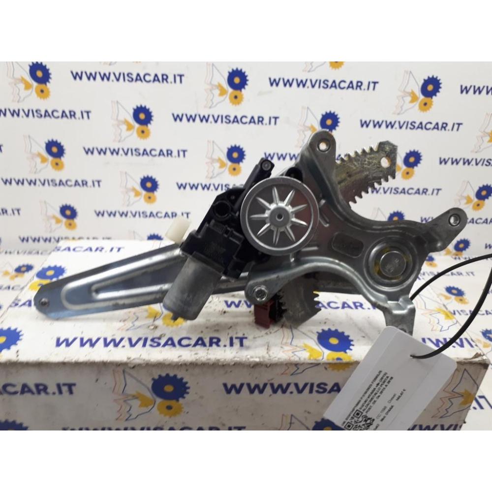 Alzacristallo Porta Posteriore Destro Usato Dal 2015 Al 2018 Suzuki Vitara «Ii» (2015)