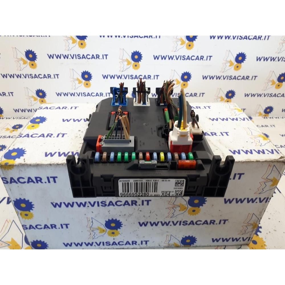 Centralina Portafusibili - Fusibiliera Usato Dal 2013 Al 2016 Citroen C3 «Ii» (2013)