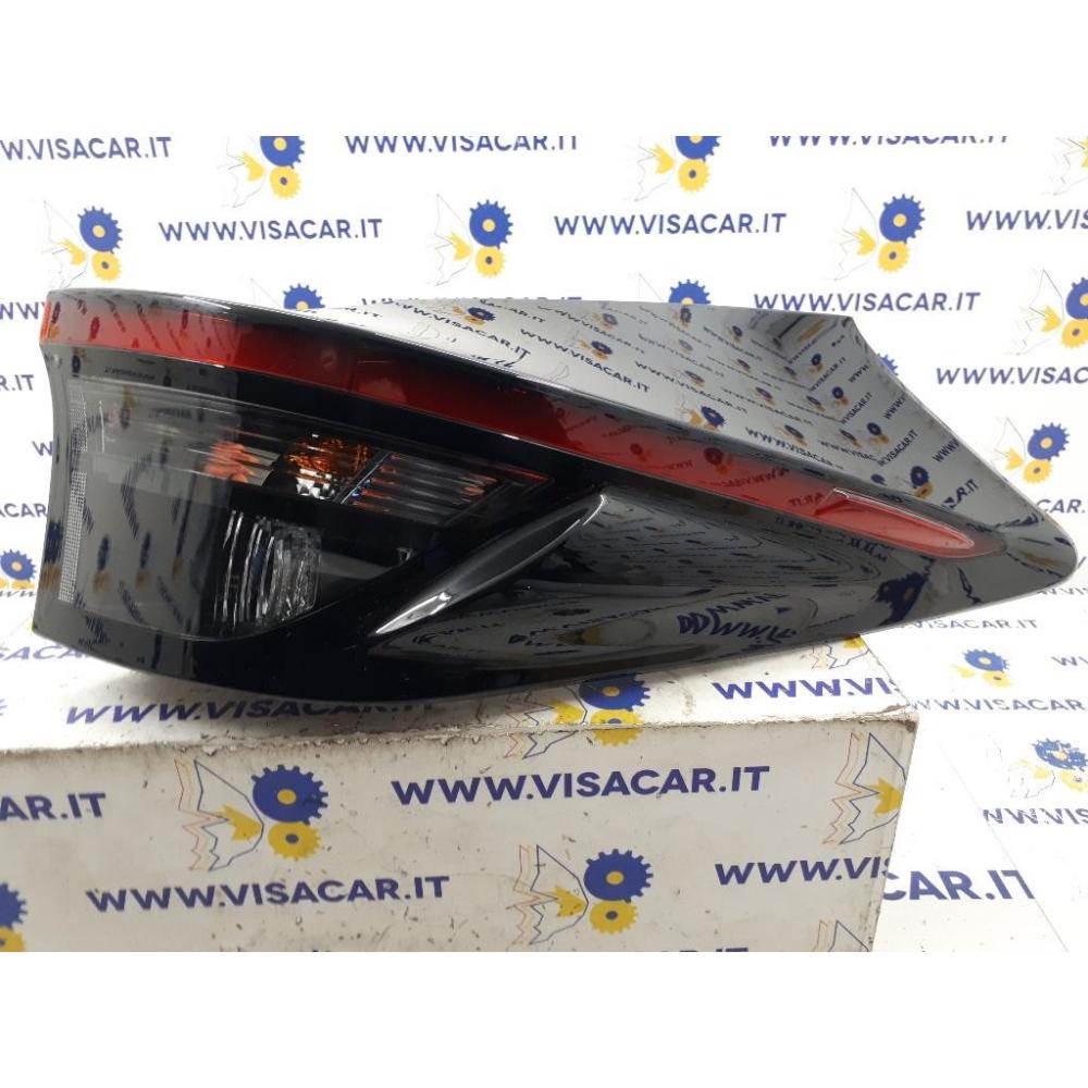 Fanale Posteriore Destro Usato Dal 2020 Toyota Yaris Cross (2020)