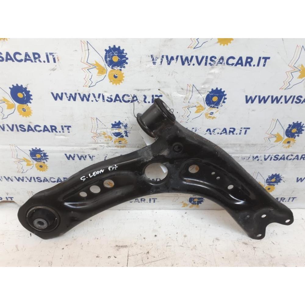 Braccio Oscillante Anteriore Destro Usato Dal 2013 Al 2016 Seat Leon St «5F8» (2013)