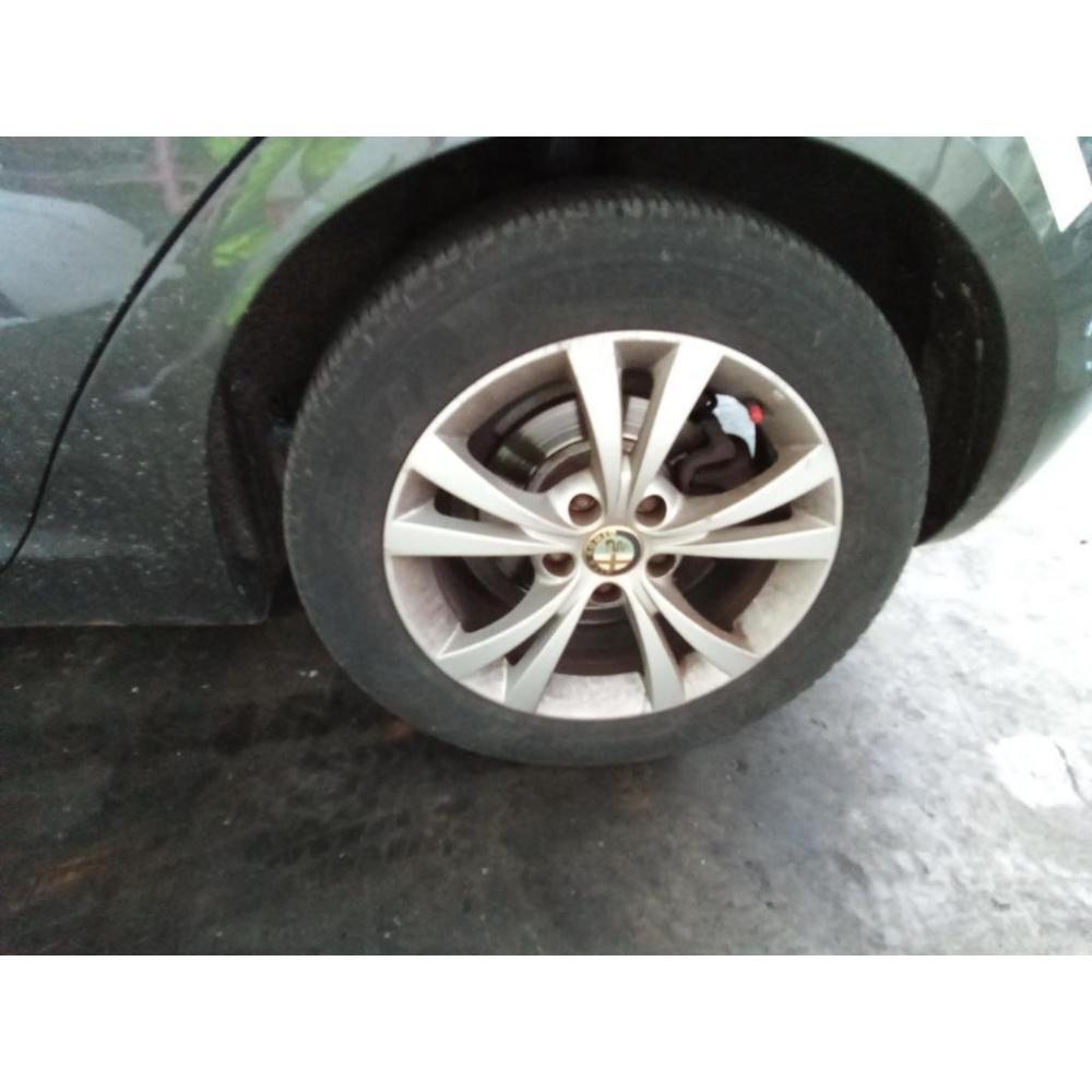Cerchio In Lega R16 Usato Dal 2010 Al 2013 Alfa Romeo Giulietta (2010)