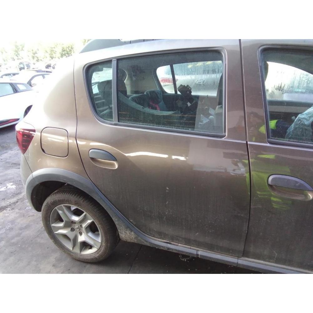 Porta Posteriore Destro Usato Dal 2016 Dacia Sandero Stepway «Ii» (2016)