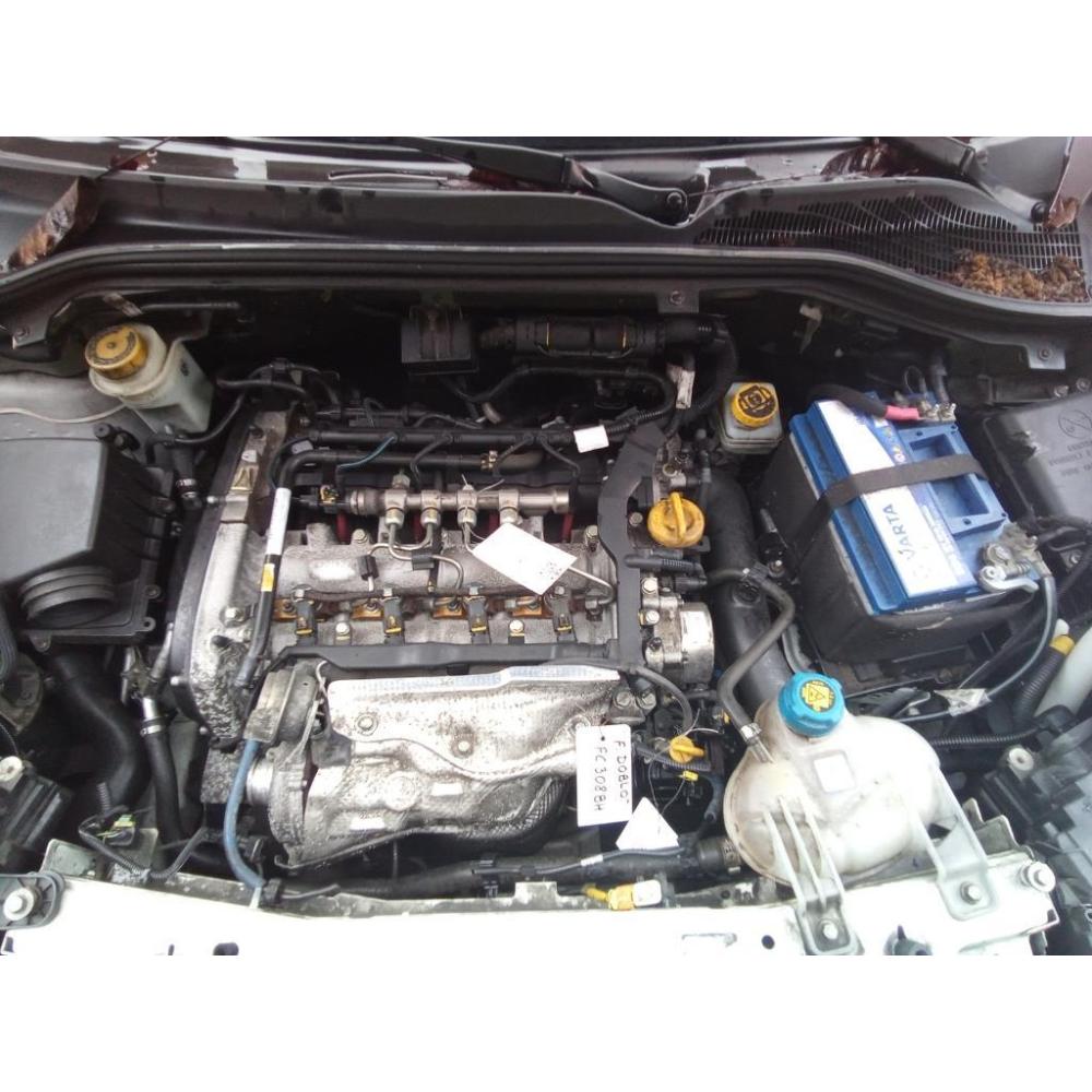 Motore Semicompleto Usato Dal 2014 Al 2022 Fiat Doblò «Iii» Cargo (2015)