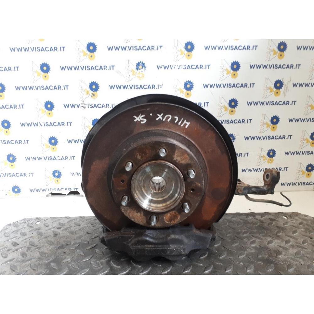 Mozzo Ruota Anteriore Sinistro Usato Dal 2011 Toyota Hilux «Iv» (2011)