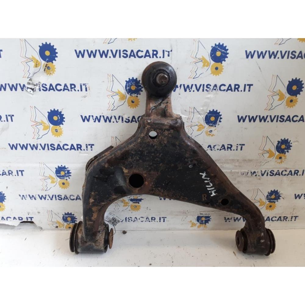 Braccio Oscillante Inferiore Anteriore Destro Usato Dal 2011 Toyota Hilux «Iv» (2011)