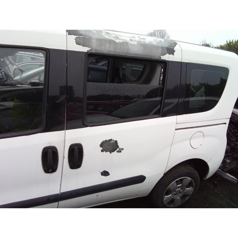 Porta Scorrevole Posteriore Sinistro Usato Dal 2009 Al 2014 Fiat Doblò «Iii» Cargo (2010)