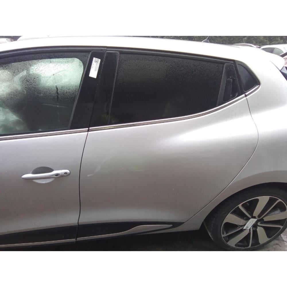 Porta Posteriore Sinistro Usato Dal 2016 Al 2021 Renault Clio «Iv» (2016)