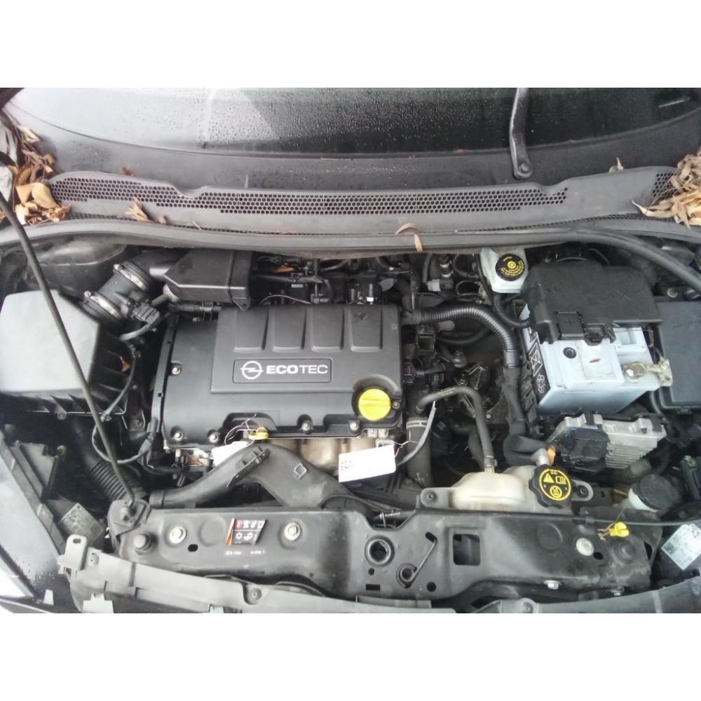 Motore Completo Usato Dal 2014 Opel Corsa «E» (2014)