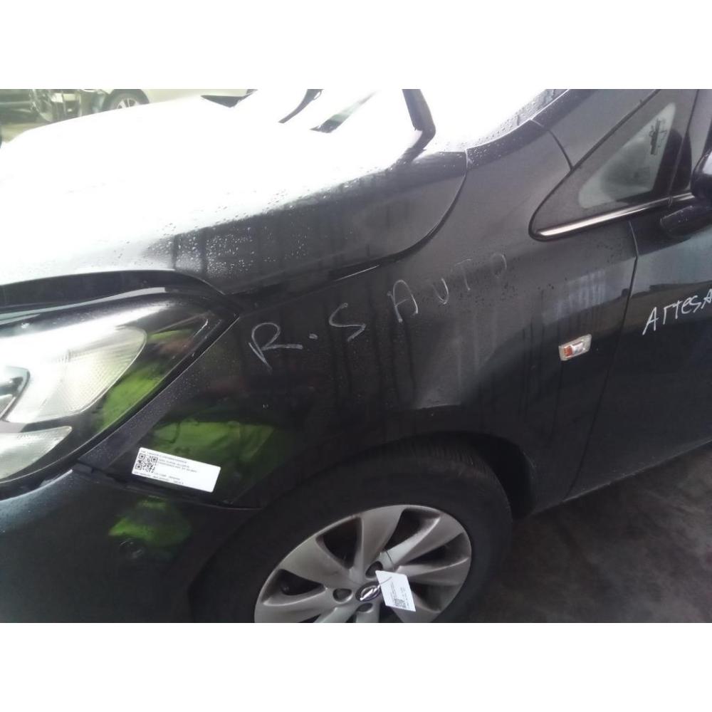 Parafango Anteriore Sinistro Usato Dal 2014 Opel Corsa «E» (2014)