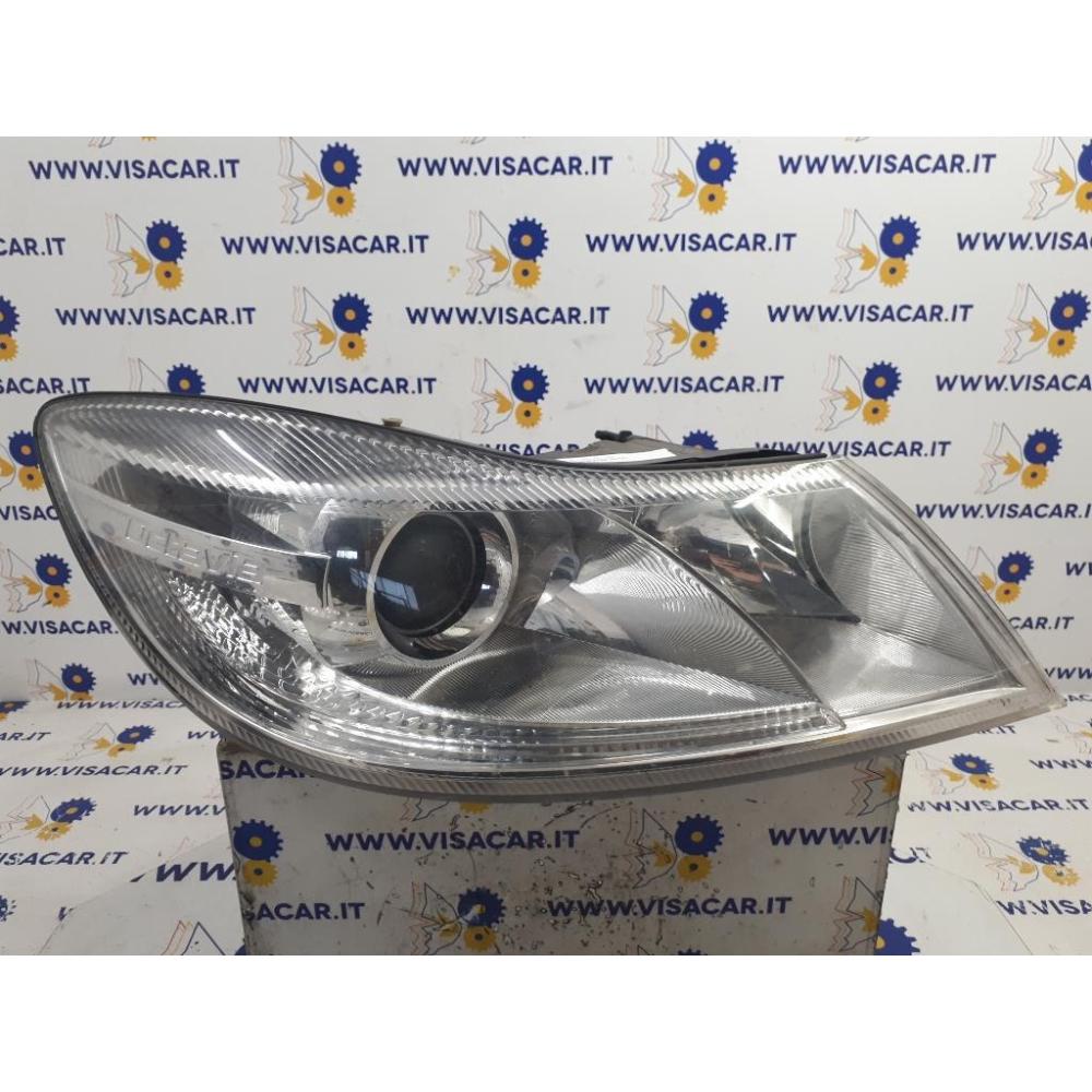 Proiettore Anteriore Destro Usato Dal 2009 Al 2013 Skoda Octavia «1Z5» Sw (2009)