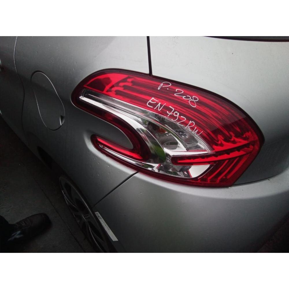 Fanale Posteriore Sinistro Usato Dal 2012 Al 2015 Peugeot 208 «I» (2012)