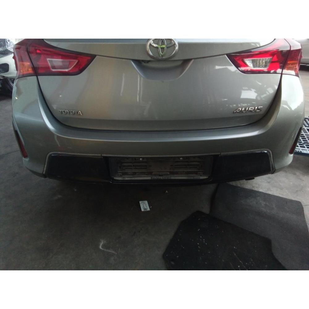Paraurti Posteriore Usato Dal 2012 Al 2015 Toyota Auris «Ii» (2013)