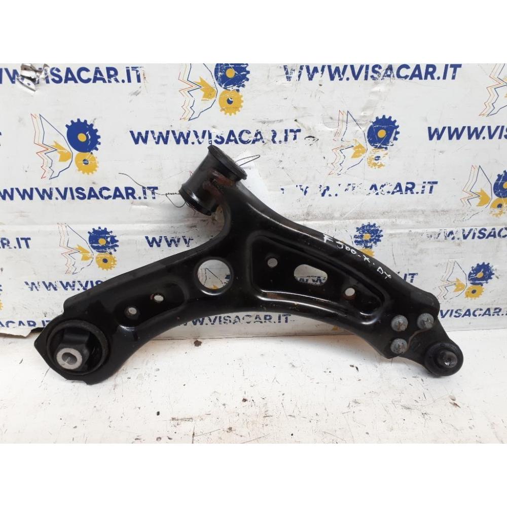 Braccio Oscillante Anteriore Destro Usato Dal 2015 Al 2018 Fiat 500X (2015)
