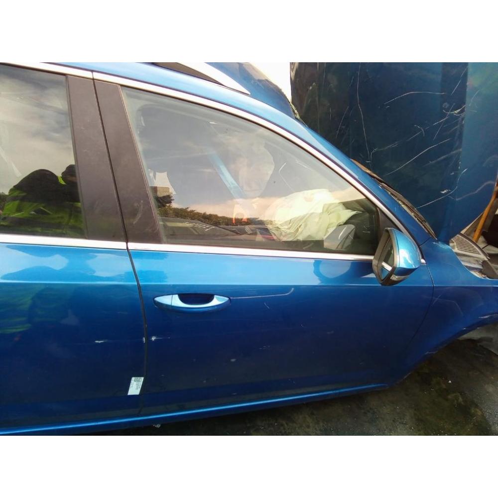 Porta Anteriore Destro Usato Dal 2017 Al 2020 Skoda Octavia «5E5» Sw (2017)