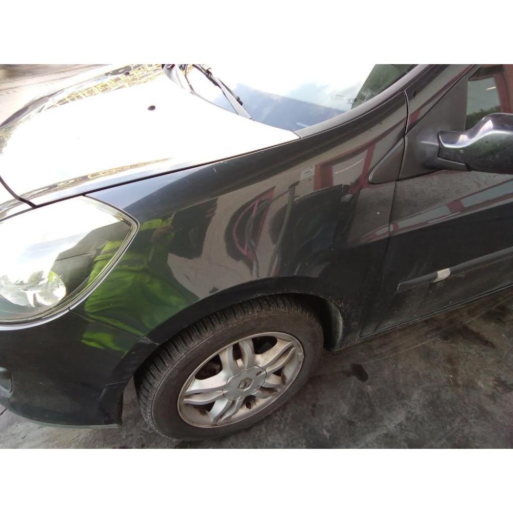 Parafango Anteriore Sinistro Usato Dal 2005 Al 2014 Renault Clio «Iii» (2006)