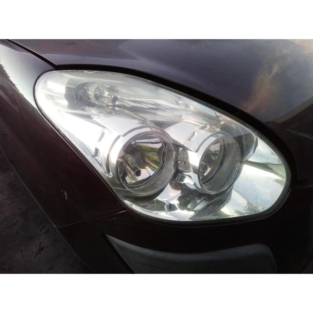 Proiettore Anteriore Destro Usato Dal 2010 Al 2014 Fiat Doblò «Iii» (2010)