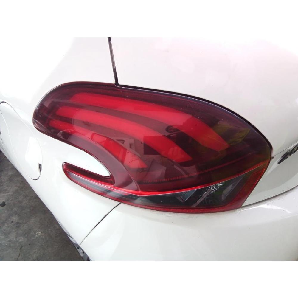 Fanale Posteriore Sinistro Usato Dal 2018 Al 2019 Peugeot 208 «I» (2015)