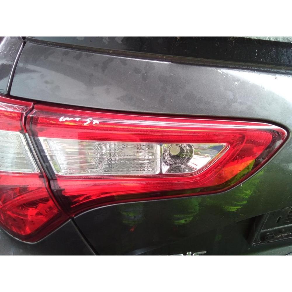 Fanale Interno Posteriore Sinistro Usato Dal 2017 Toyota Yaris «Iv» (2017)