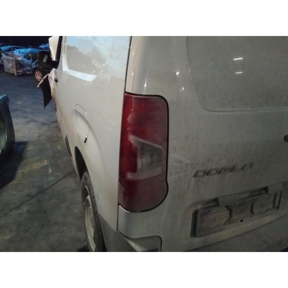 Fanale Posteriore Sinistro Usato Dal 2022 Fiat Doblò «Iv» Cargo (2022)