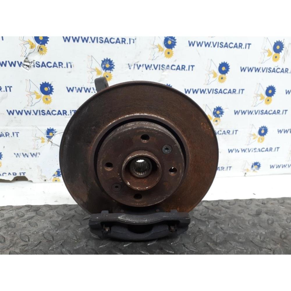 Mozzo Ruota Anteriore Sinistro Usato Dal 2013 Al 2017 Renault Captur «I» (2013)