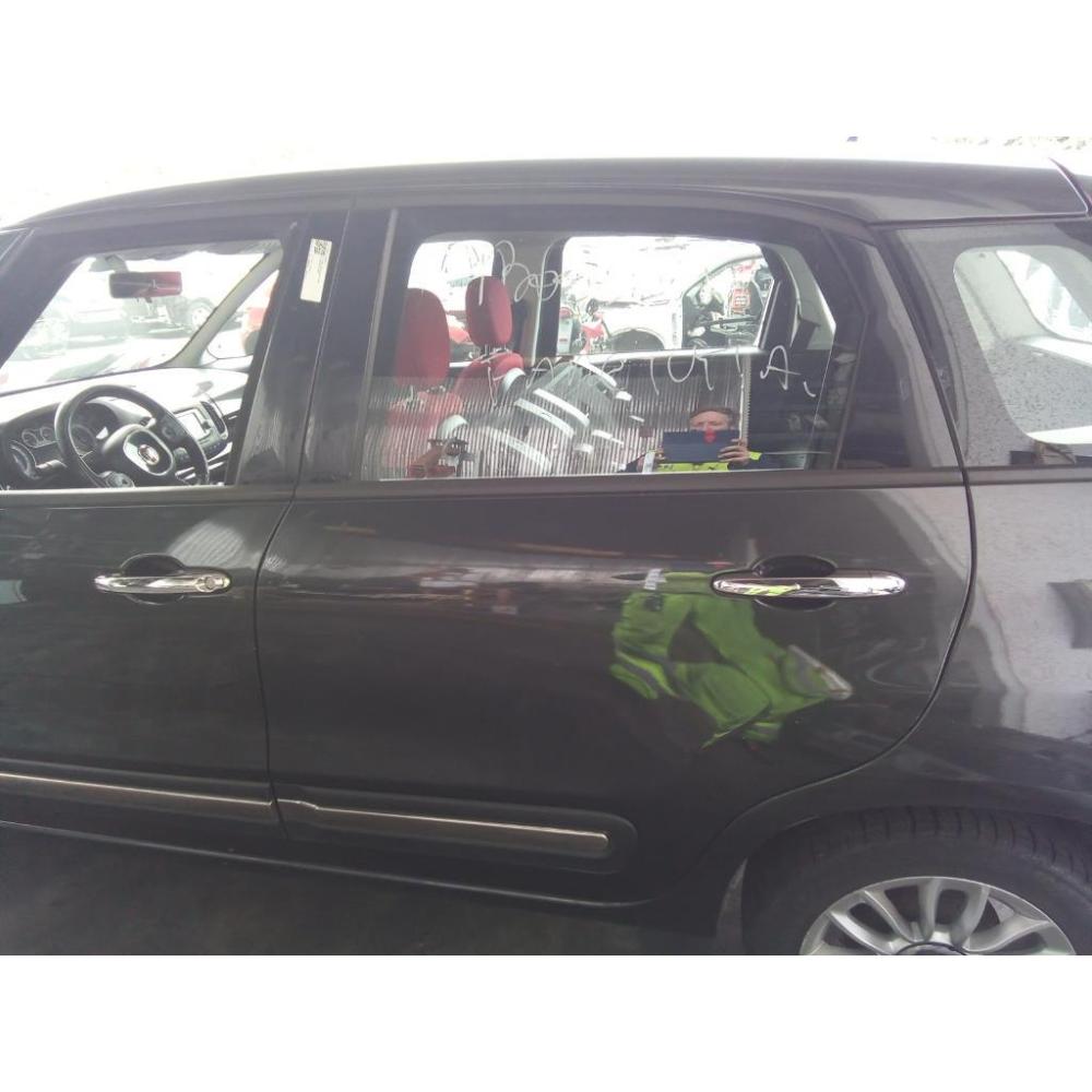 Porta Posteriore Sinistro Usato Dal 2012 Al 2017 Fiat 500L (2013)