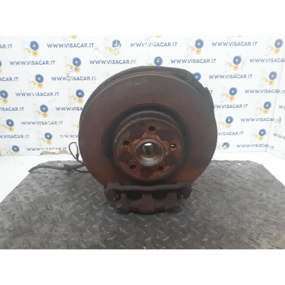 Mozzo Ruota Anteriore Sinistro Usato Dal 2012 Mercedes Classe Glk «X204» (2012)