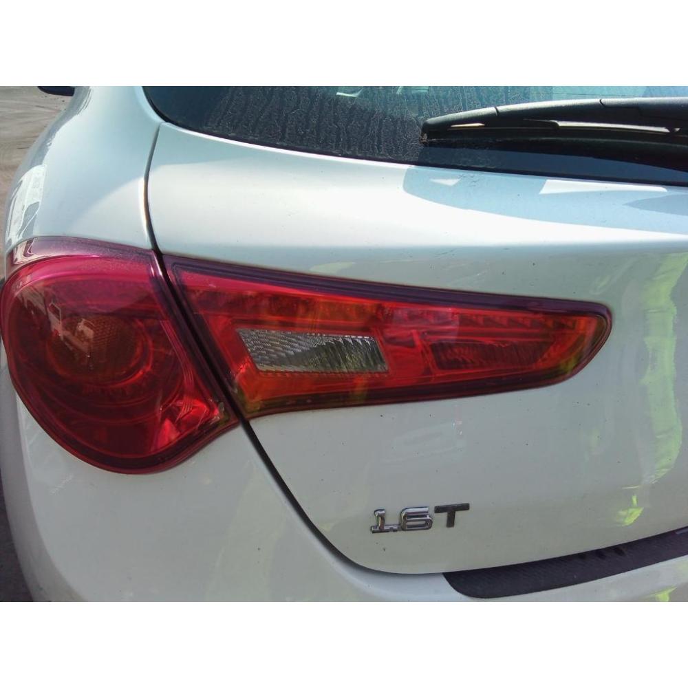 Fanale Interno Posteriore Sinistro Usato Dal 2010 Al 2013 Alfa Romeo Giulietta (2010)