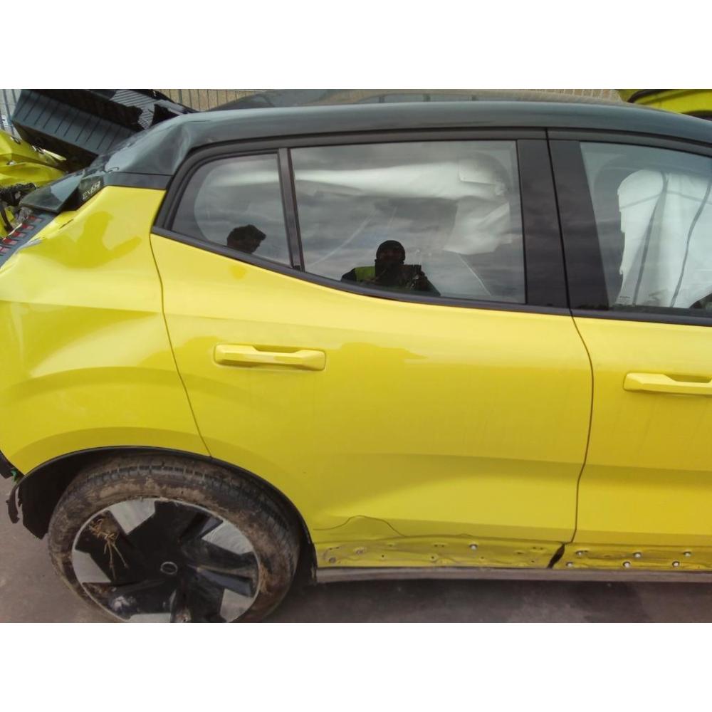 Porta Posteriore Destro Usato Dal 2023 Volvo Ex30 (2023)