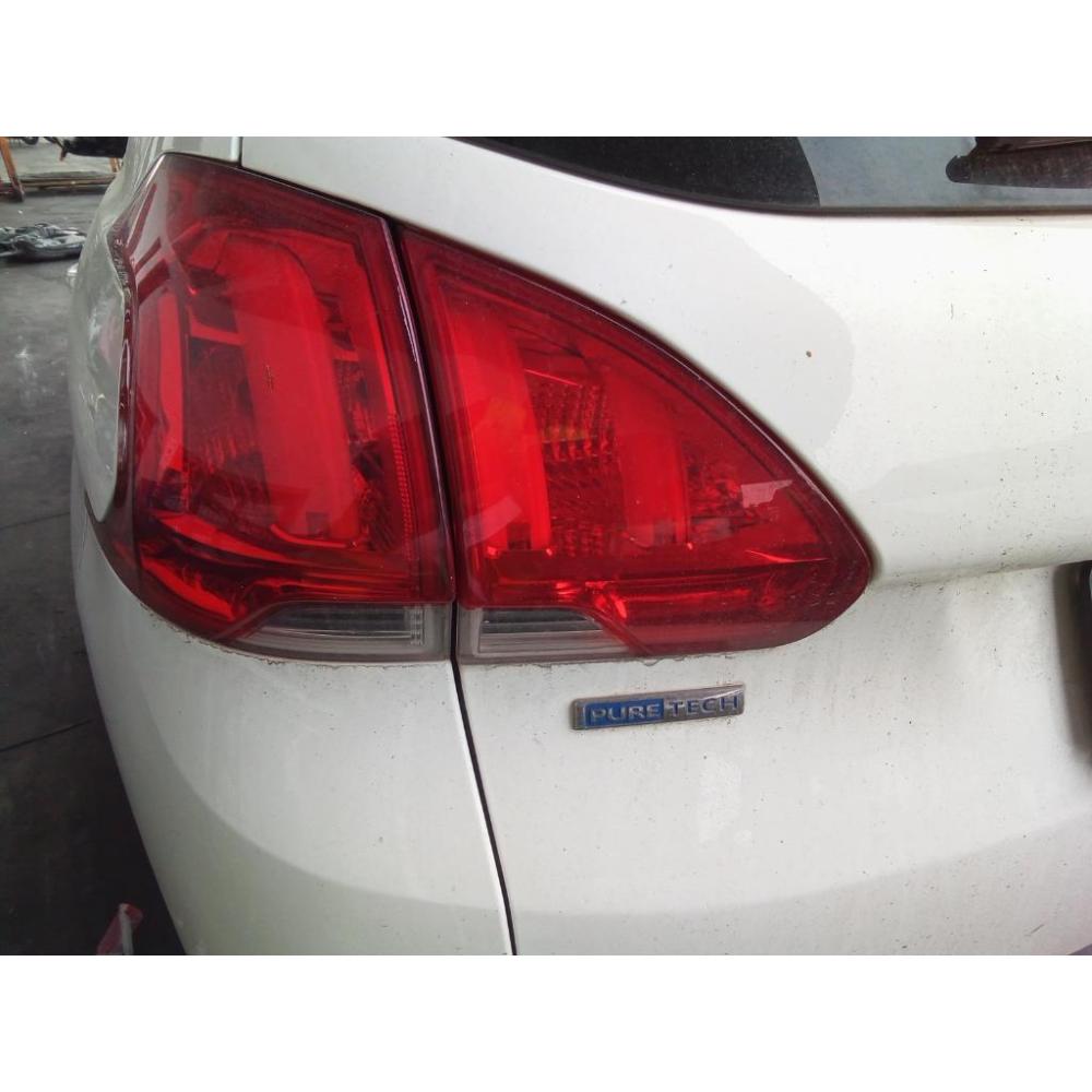 Fanale Interno Posteriore Sinistro Usato Dal 2016 Al 2019 Peugeot 2008 «I» (2016)